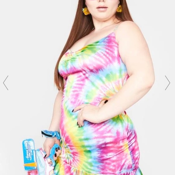 Adorable tie die super stretchy worn once for 2 hrs - Picture 4 of 6